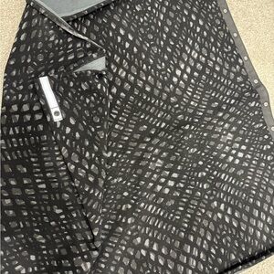 lululemon snap scarf